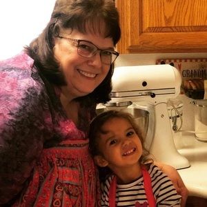 Meet your Posher, Cindy